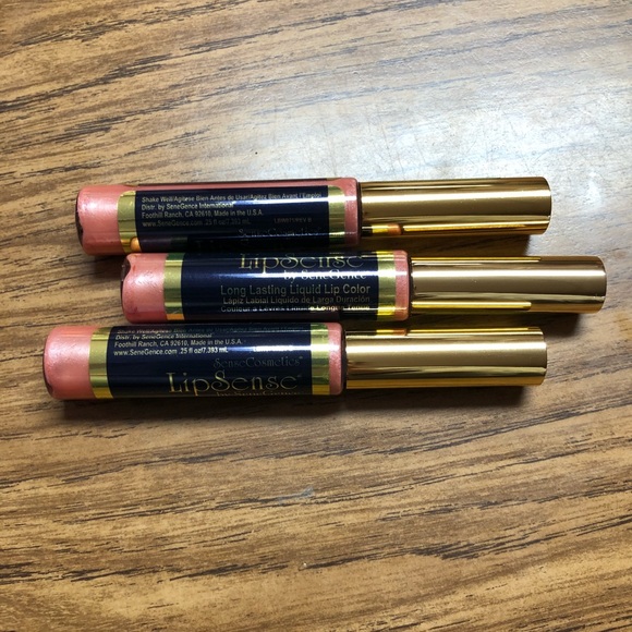 LipSense - Picture 2 of 3